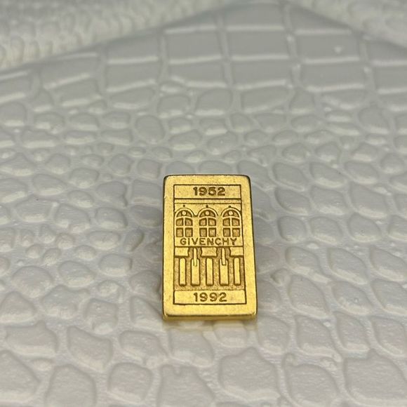 1952,β1992, Gold Plated Givenchy Unisex Brooch - Picture 3 of 8